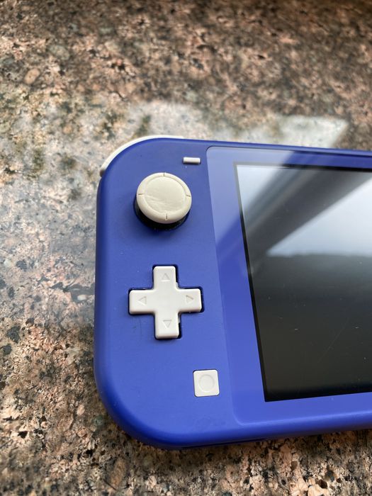 Ігрова приставка Nintendo Switch lite