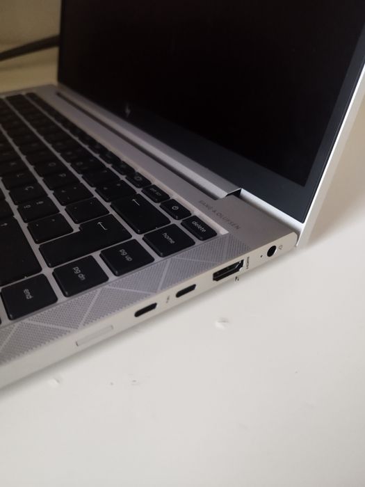 Portátil HP Elitebook