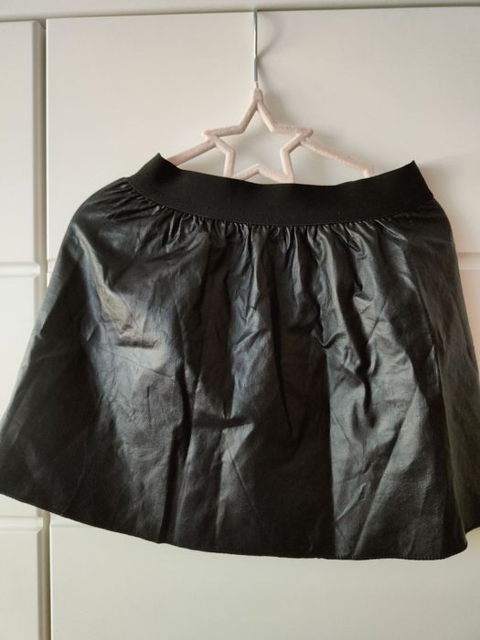 Spódniczka z eko skóry na 110