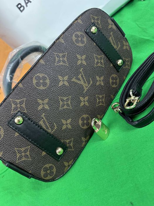 Torebka listonoszka Torba brazowa Alma BB skórzana kuferek Premium