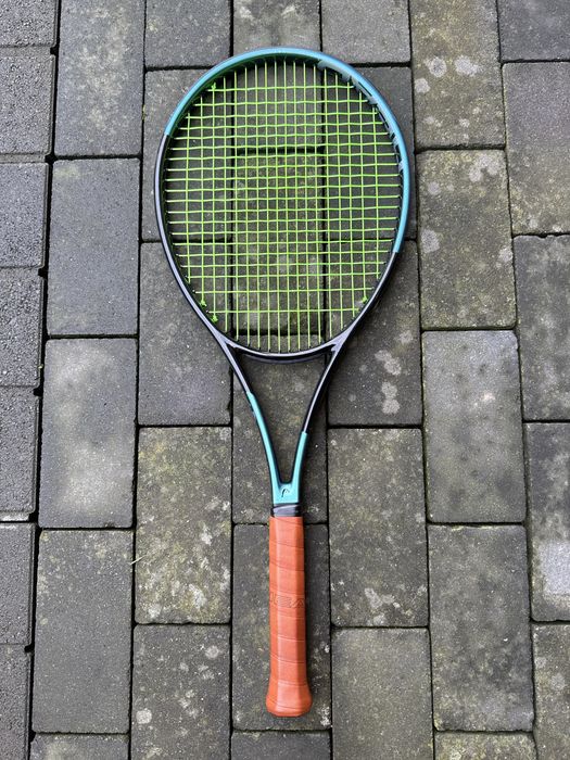 Rakieta Head Gravity Pro 18x20 grip 3