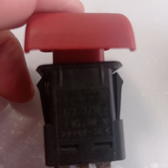 Кнопка аварийной сигнализации УАЗ-ПАТРИОТ 379.3710-07М