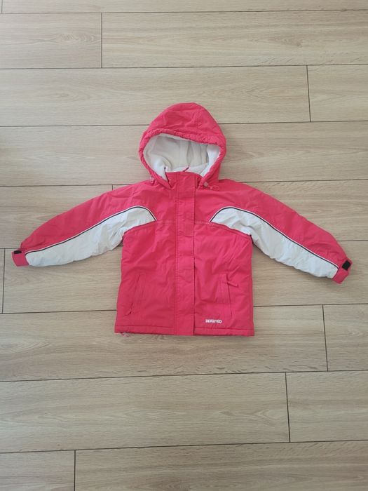 Różowa kurtka z kapturem 122 cm Reserved