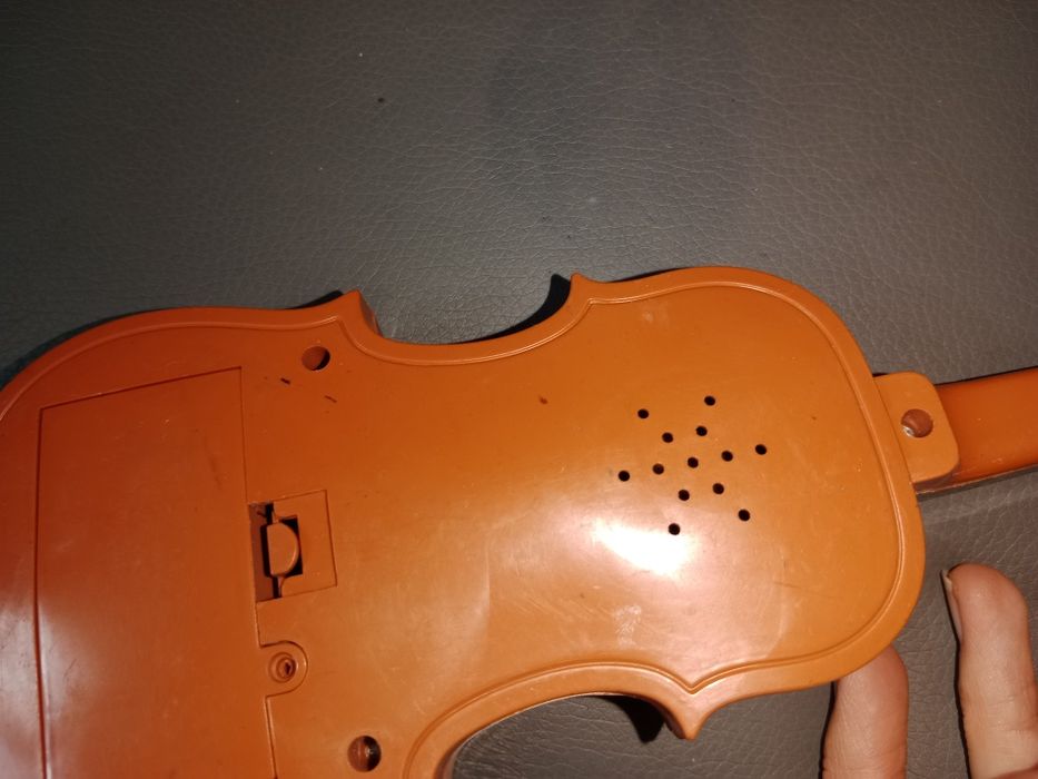 Skrzypce dźwięki muzyka zabawka