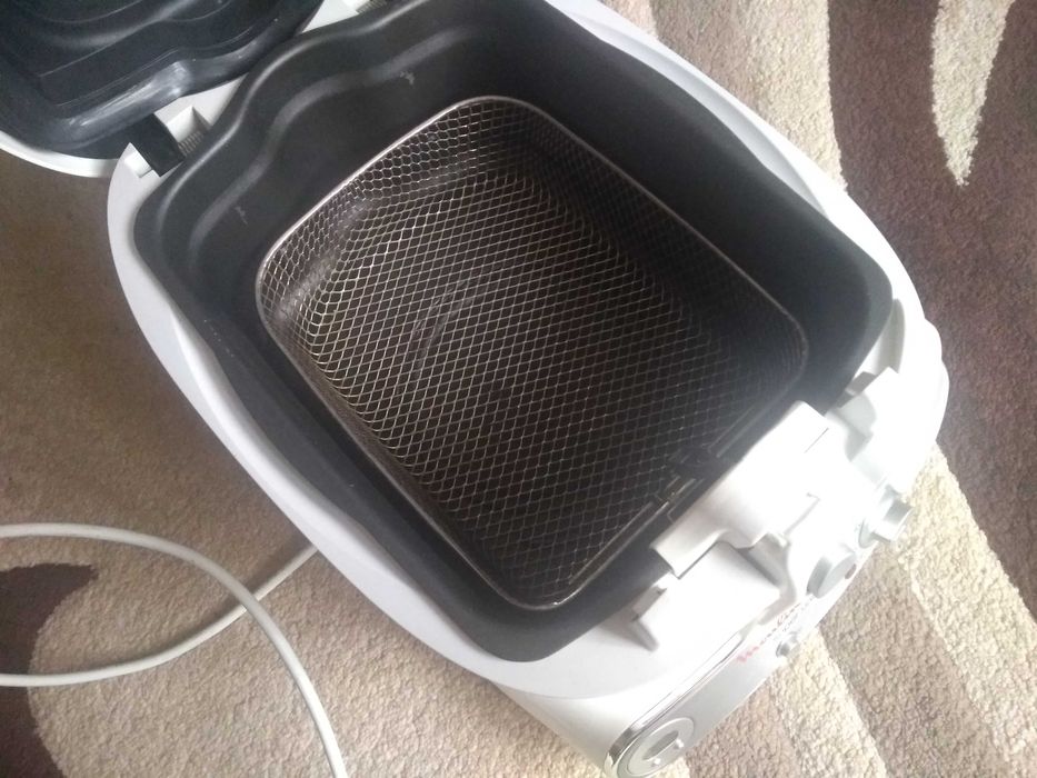 Фритюрниця Moulinex AM3021 Super Uno читайте опис