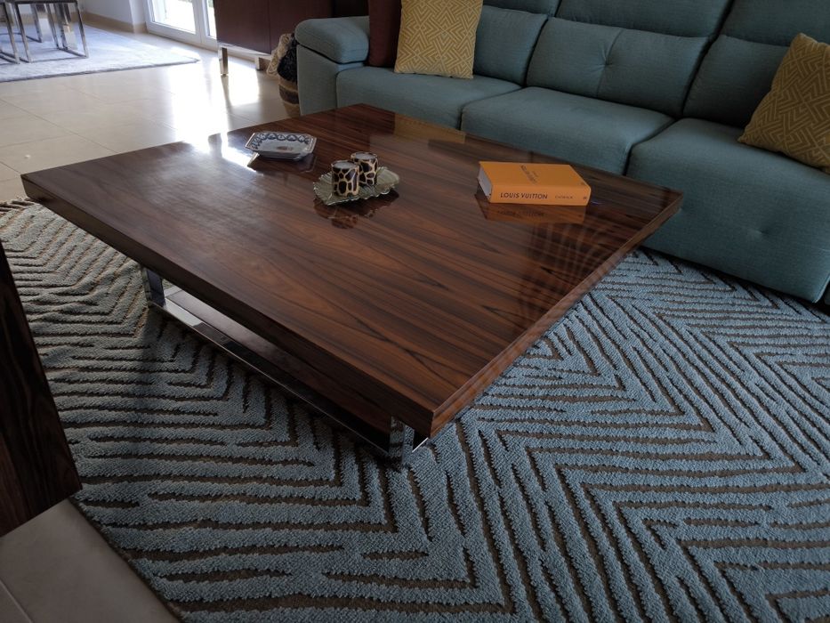 Mesa de centro em pau ferro/pau santo excelente qualidade