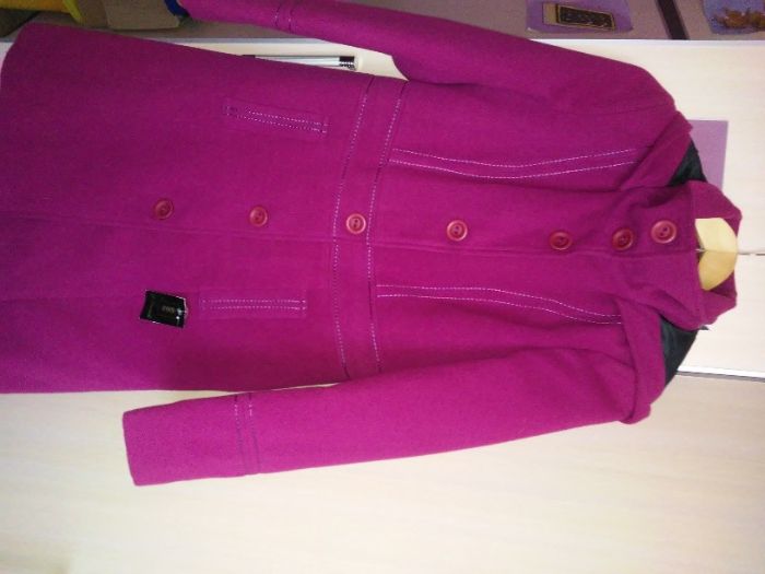 Nowy płaszcz zimowy, r. L