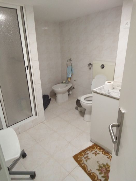 Quarto em moradia