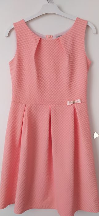 Elegancka sukienka rozmiar M