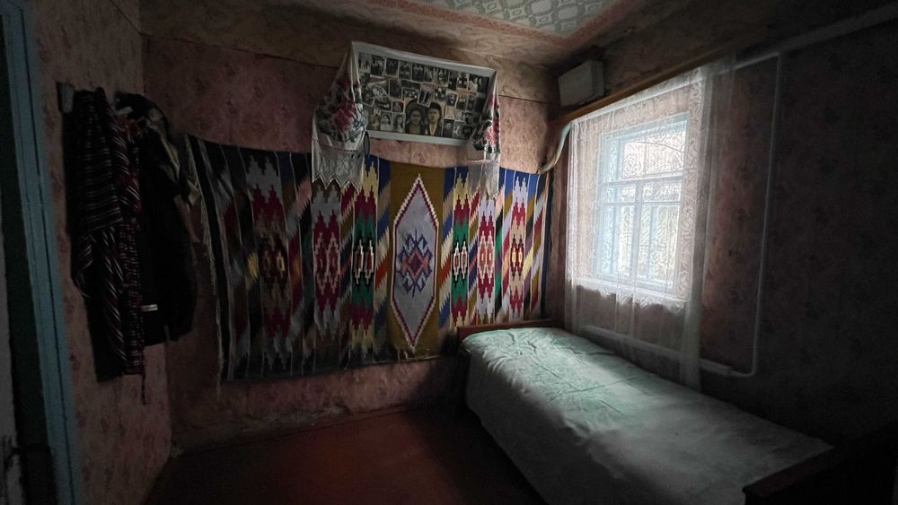 Продаж будинку в селі Русанів, 3 кімнати, газ, ділянка 25 соток, центр