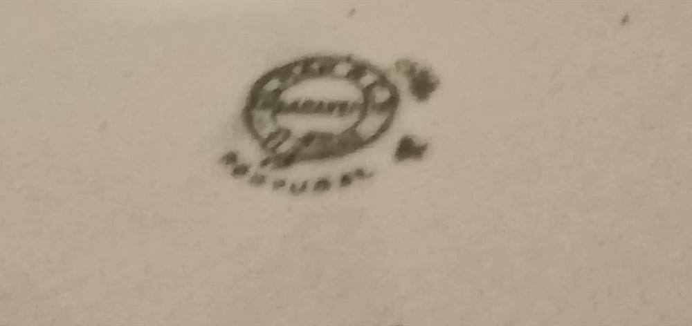 Terrina Sacavém oitavada com flores 
Envio precisa ser mais 5 kg