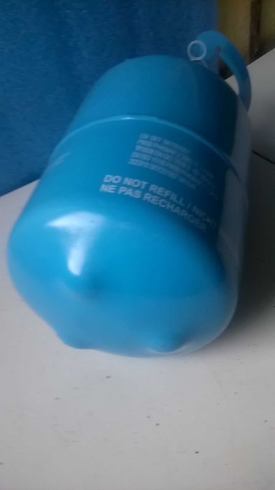 Butla stalowa z zaworem na gaz
