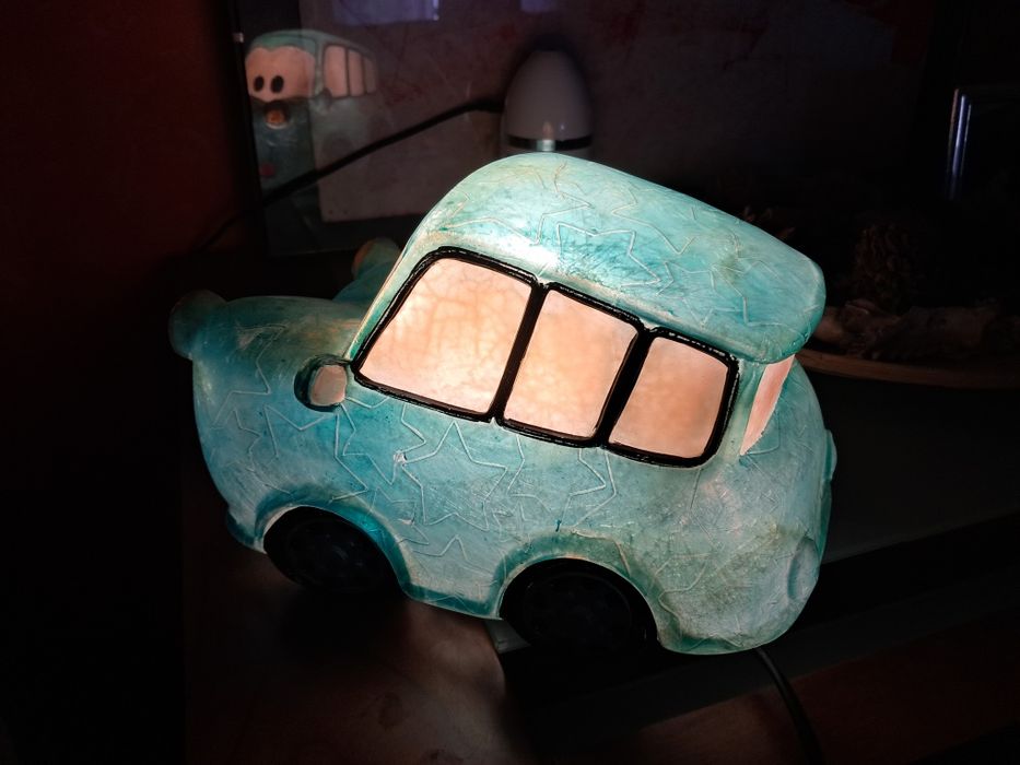 Candeeiro mesa cabeceira cars