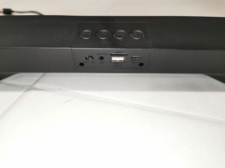 Conjunto colunas Bluetooth NGS ROLLERSLANG e NOONDAY by Fresh & Rebel