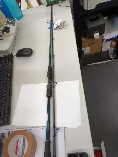 Cana de Pesca com Amostra no Mar ILICIUM-500 210 POWER 20-60 gr