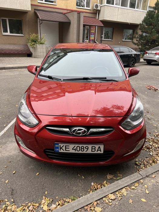 Hyundai accent