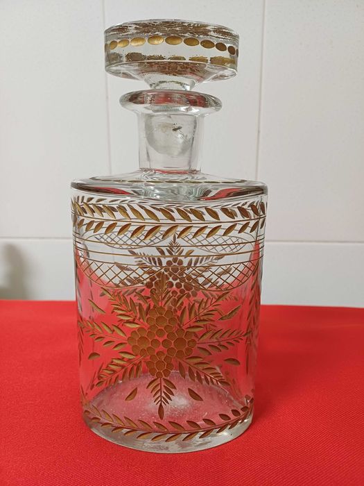Garrafa de cristal lapidado