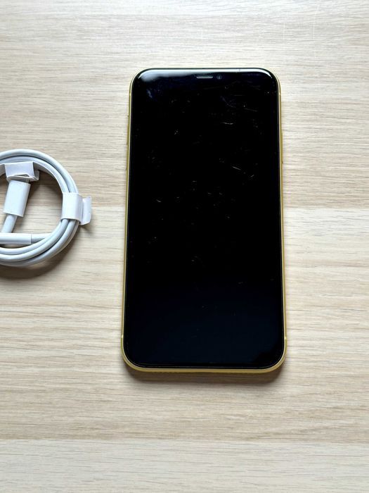 iPhone 11 64GB – Żółty – Sprawny – 30 dni gwarancji
