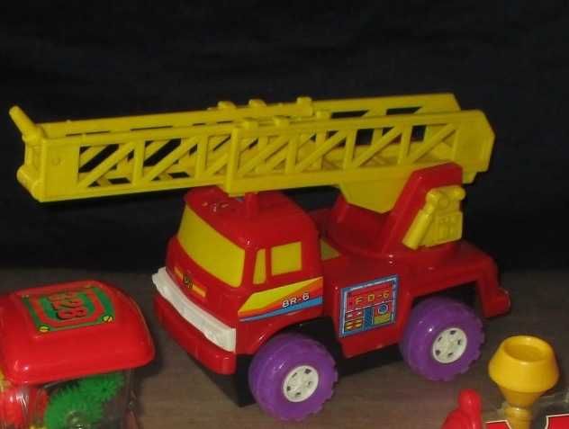 Carros de bombeiros comboios