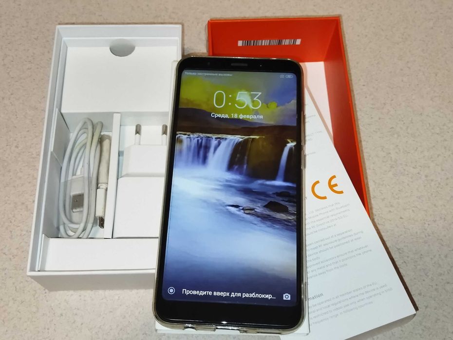 Смартфон Xiaomi Redmi 5 Plus 3/32GB  - чёрный