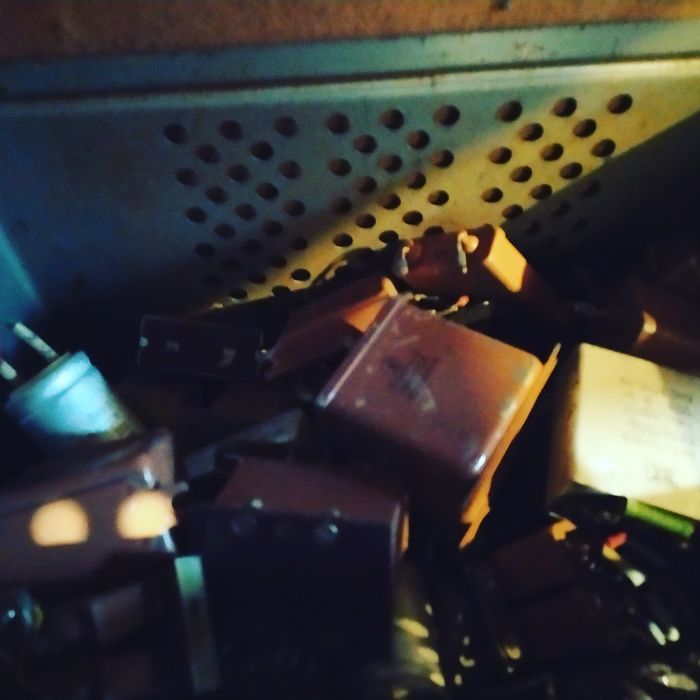 Колонки Hi-Fi