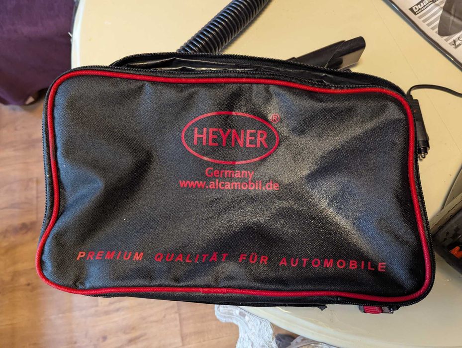 Пылесос автомобильный  Heyner