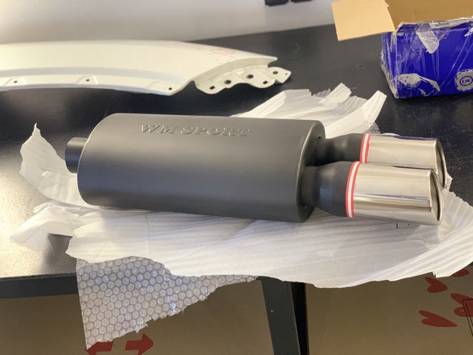 продам выхлоп Silencer mugen