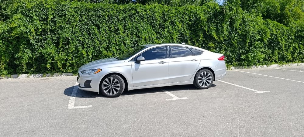 Ford Fusion 2019 VIN 3FA6P0T98KR254113 фото оголошення 2 з 10