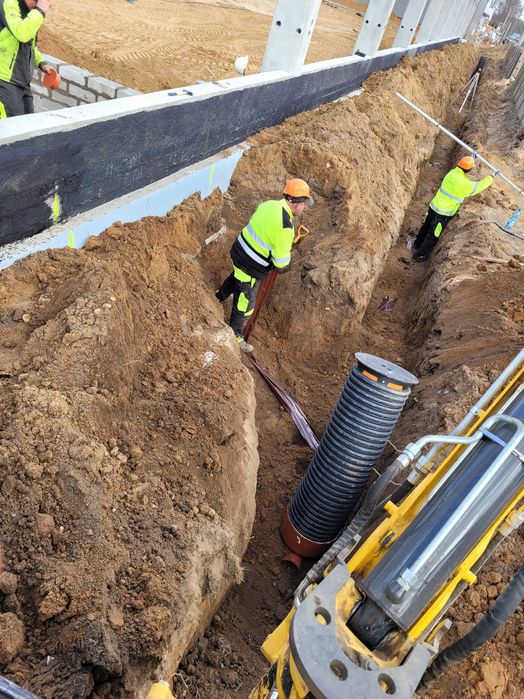 Usługi hydrauliczne.Przeciski kretem.Przyłącza wod-kan.Minikoparka