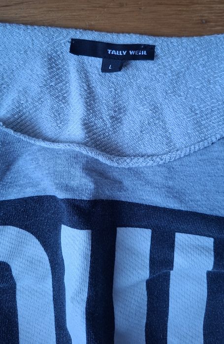 Szara luźna bluza damska L Tally Weijl z napisem oui