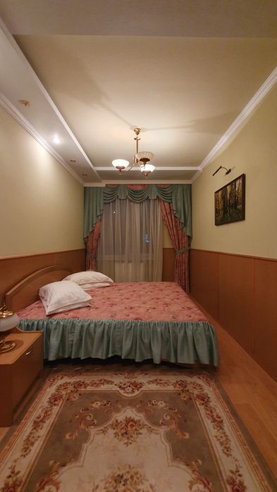 ПРОДАЖ Готельно-ресторанного комплекса Оленка в місті Рахів/Закарпаття