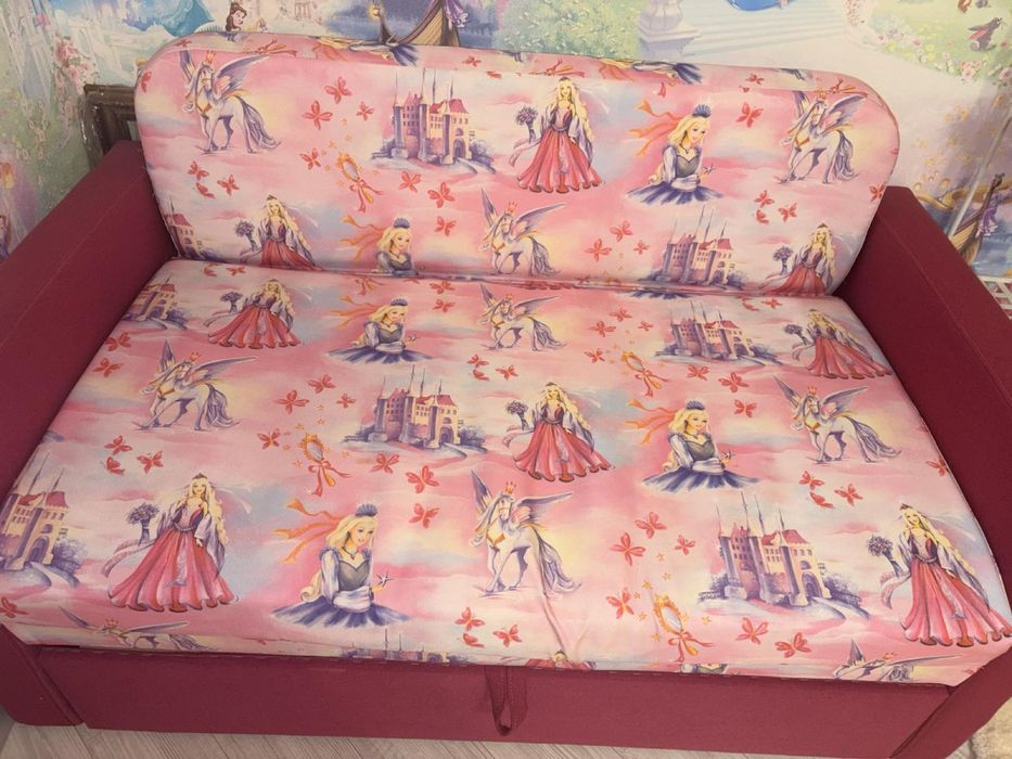 Диван-ліжко дитяче