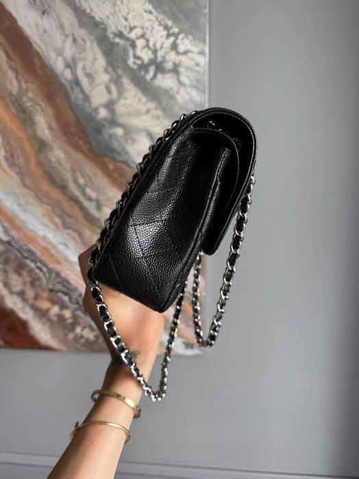 Chanel Classic Flap Caviar Black with Silver Hardware / чёрная сумочка