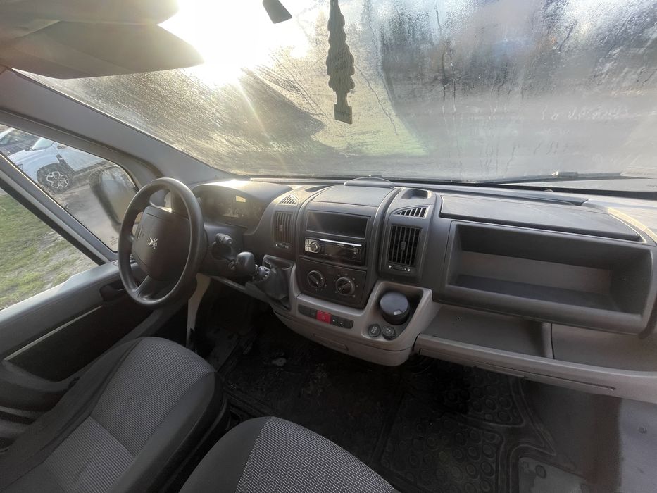 Wynajem Bus/transport przeprowadzki Peugeot Boxer , Mercedes Sprinter