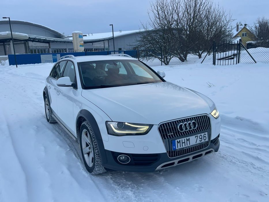 Audi A4 Allroad Audi A4 Allroad Quattro Serwisowana, bezwypadkowa, bogato wyposażona