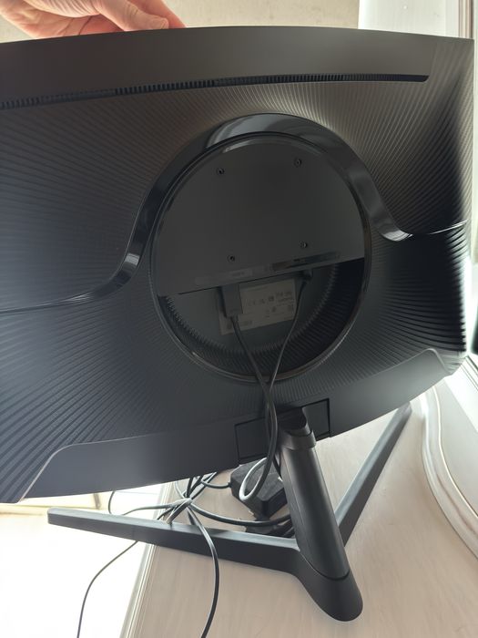 Monitor Curvo SAMSUNG  (32'' - 1 ms - 165 Hz)