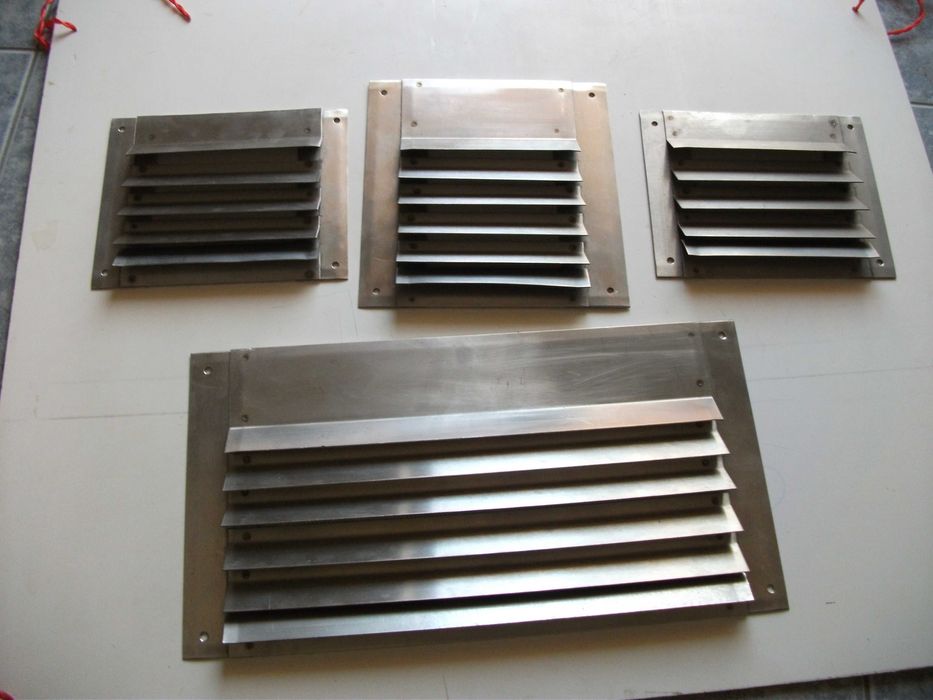 Grelhas de ventilação em aço inox com rede anti insetos