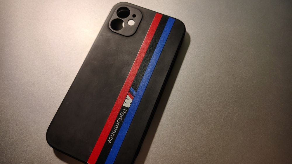Чохол для iPhone 11