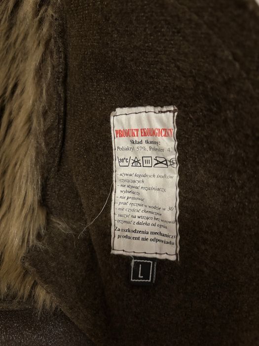 Kożuch damski z kapturem