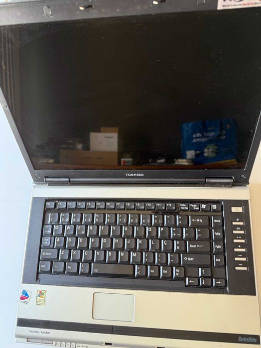 Toshiba SATELLITE M70-164 p/Peças