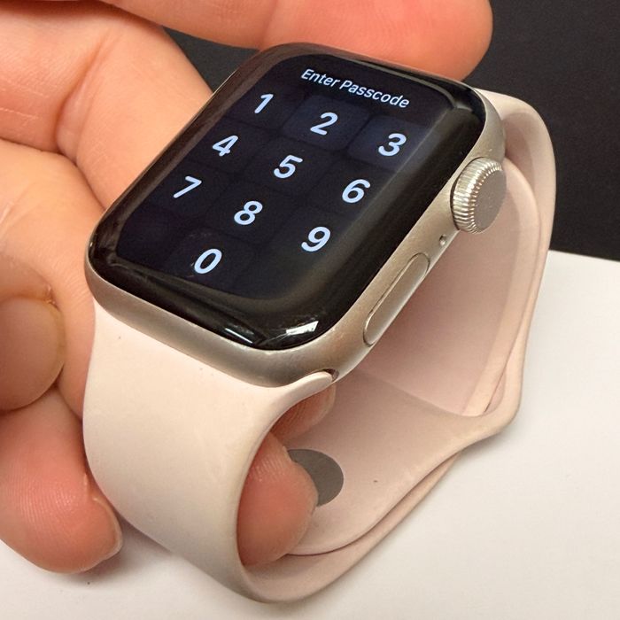 Apple Watch SE (2nd gen, GPS) Alum 40MM
