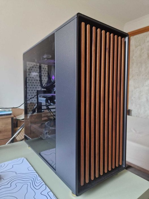 Setup Gaming de Alto Desempenho | Fractal North