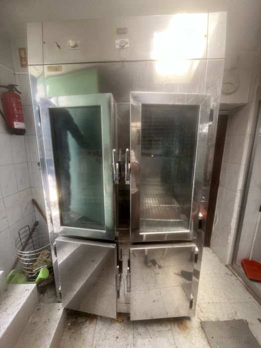 Vendo recheio de restaurante !!