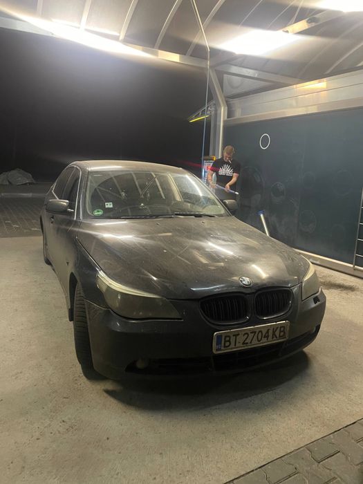 BMW E60 525d.