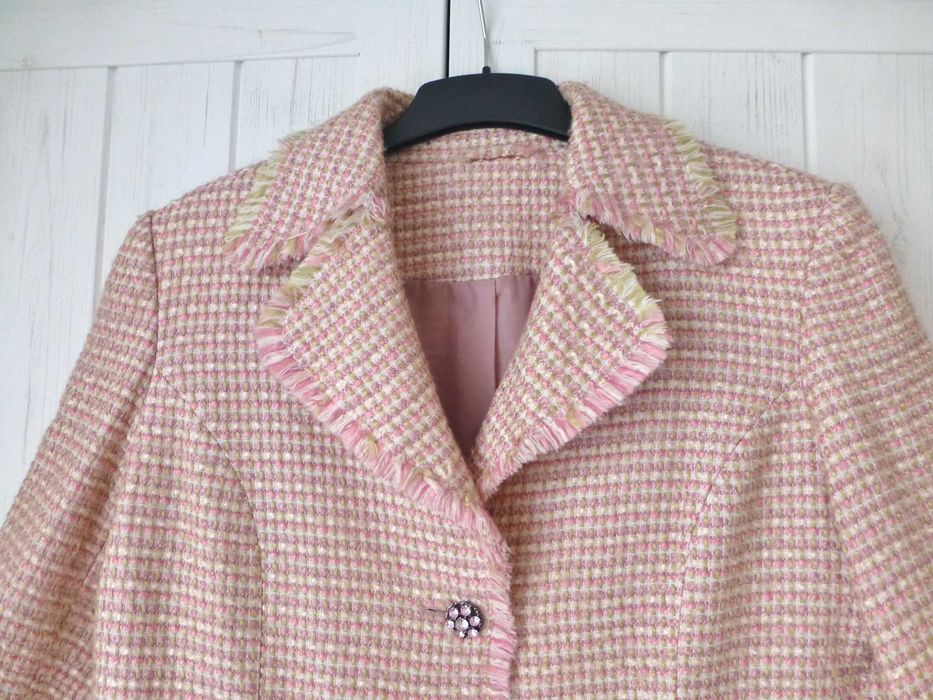 C&A Yessica elegancki żakiet z przędzy boucle 44