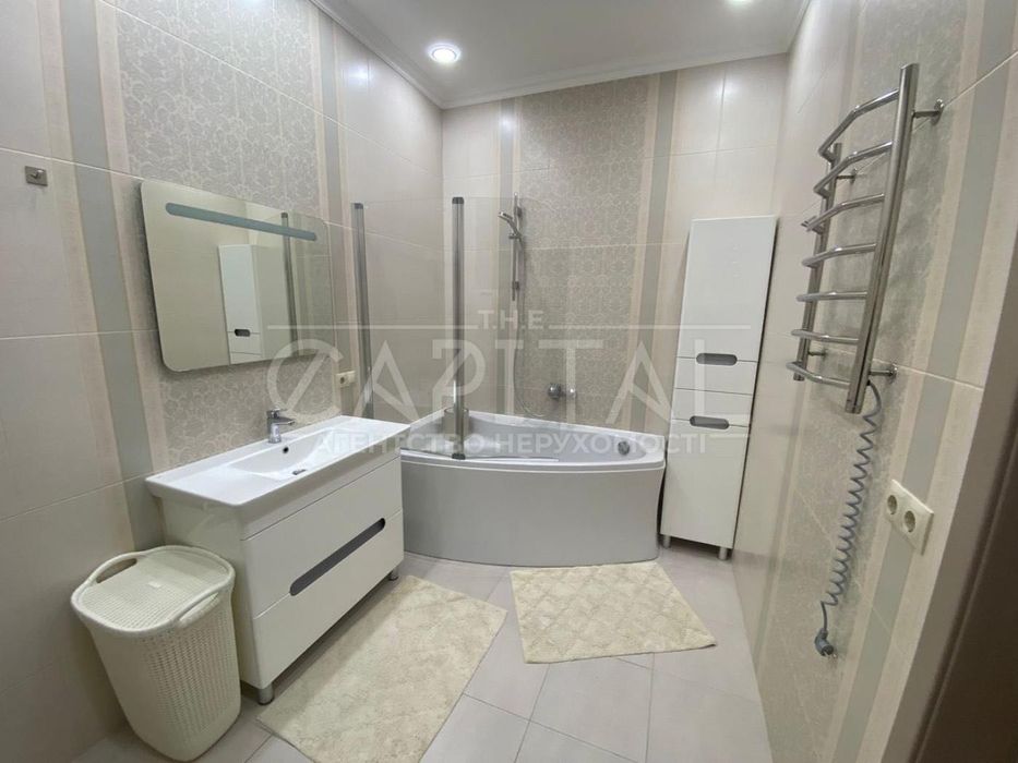 Аренда бул. Леси Украинки,отопление,вода есть лифт работает