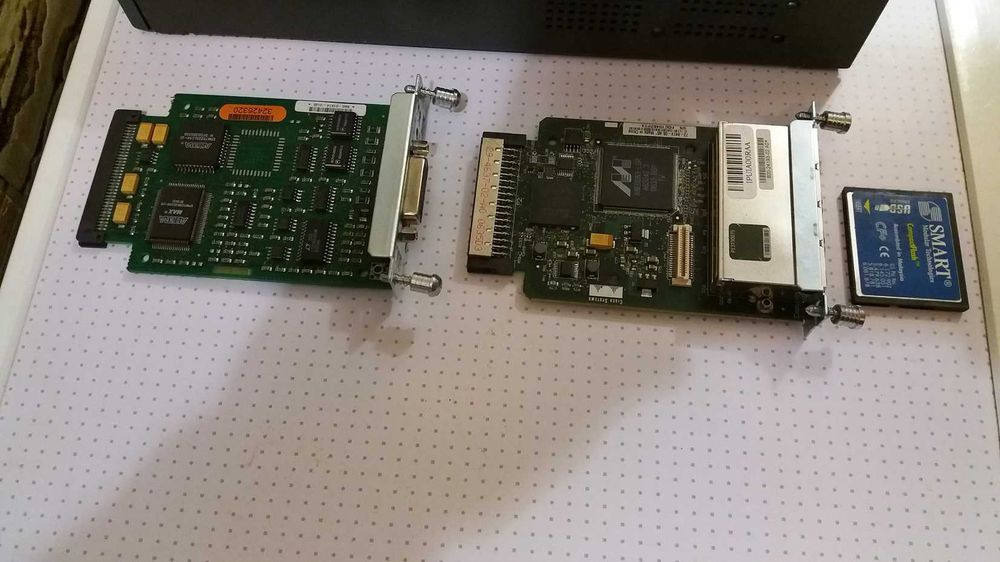 маршрутизатор - Cisco 1841