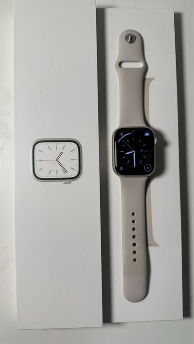 Apple Watch Series 7 45mm Starlight