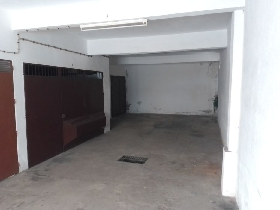 Garagem / Armazém Barreiro 35m2 Centro Venda