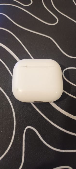 Apple AirPods 4th Generation64564118073601121